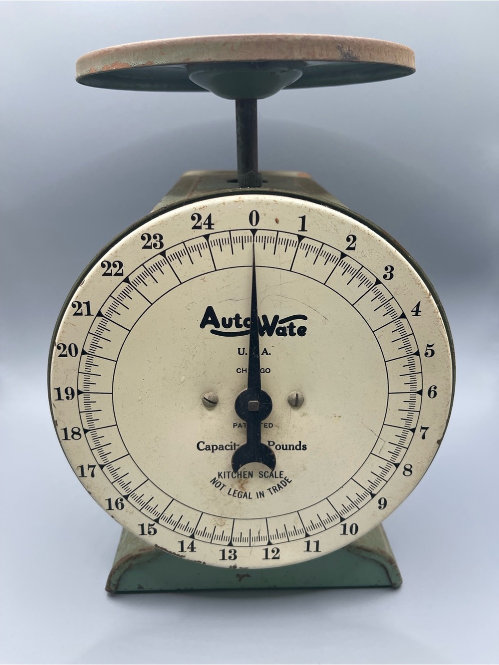 Vintage Auto Wate USA Green Kitchen Scale - 25LBS
